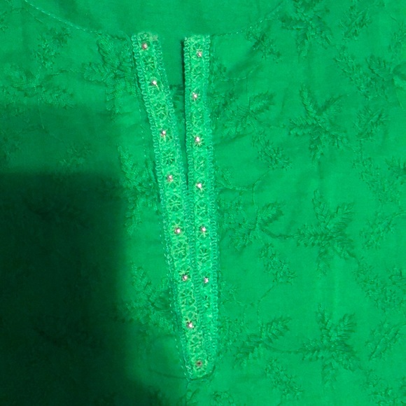 Tunic - Picture 4 of 5